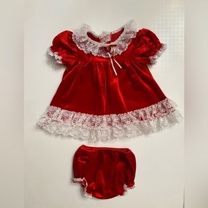 Little Precious Baby Girls 6-9 Mo Vtg Lace detail Christmas red velvet Dress Set